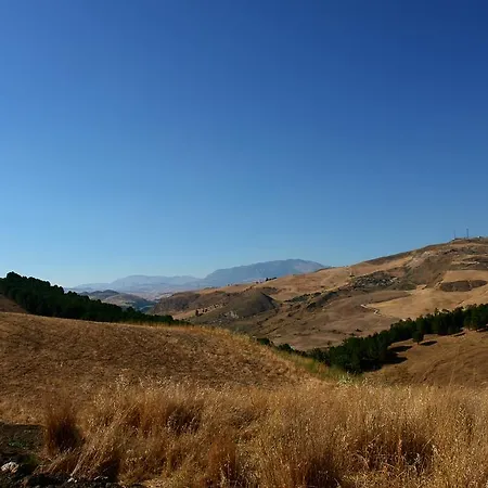 Alloggio per agriturismo Monaco Di Mezzo *