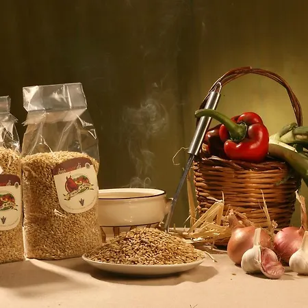 Monaco Di Mezzo Farm stay
